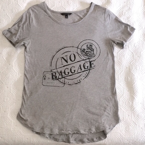 Banana Republic Heather Gray 'No Baggage' Slogan Graphic Tee Shirt Top Sz Medium - Picture 2 of 5